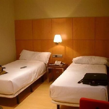 Hotel Feria バリャドリド エクステリア 写真