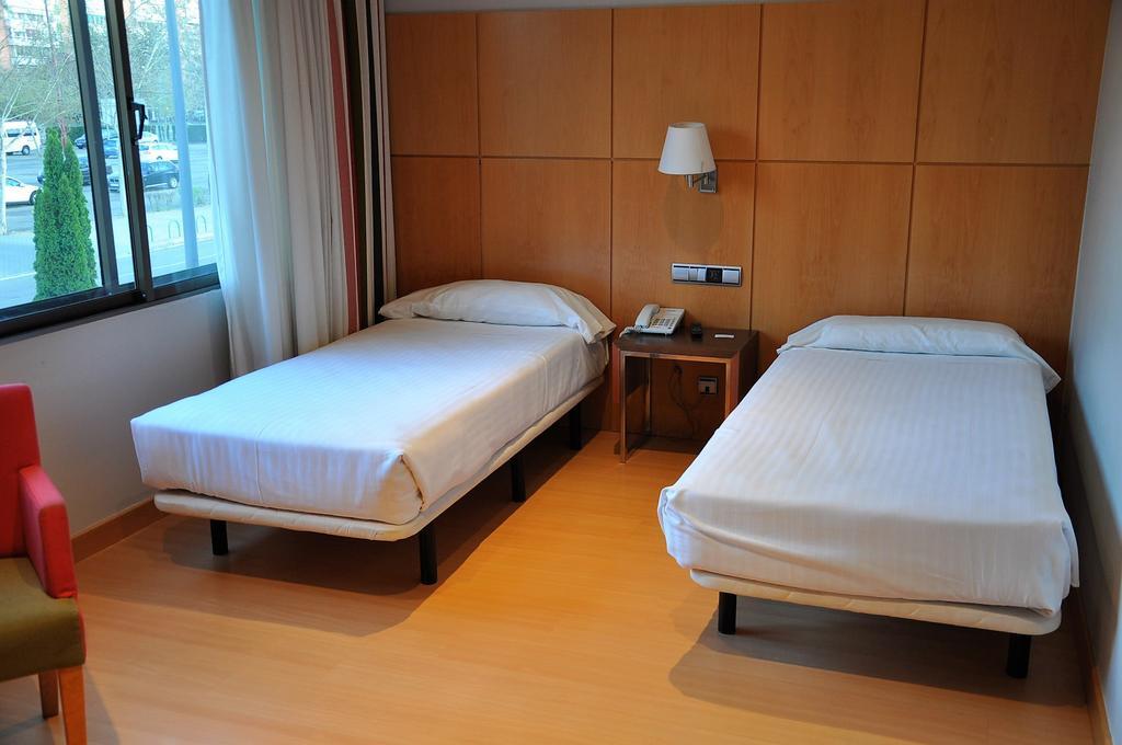 Hotel Feria バリャドリド エクステリア 写真